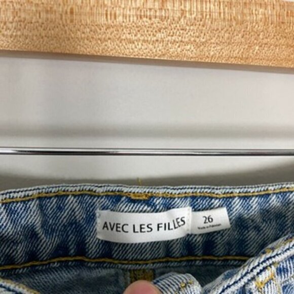 Avec Les Filles Ripped Mid Rise Mom Jeans Distressed Straight Leg Size 27 - Picture 5 of 9